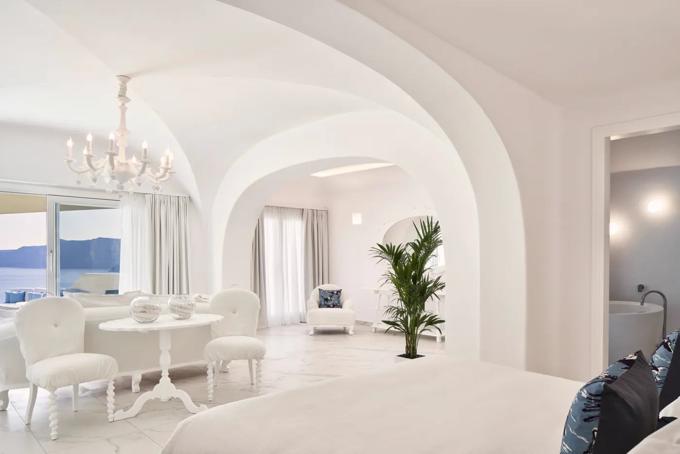 Royal Pool Suite interior