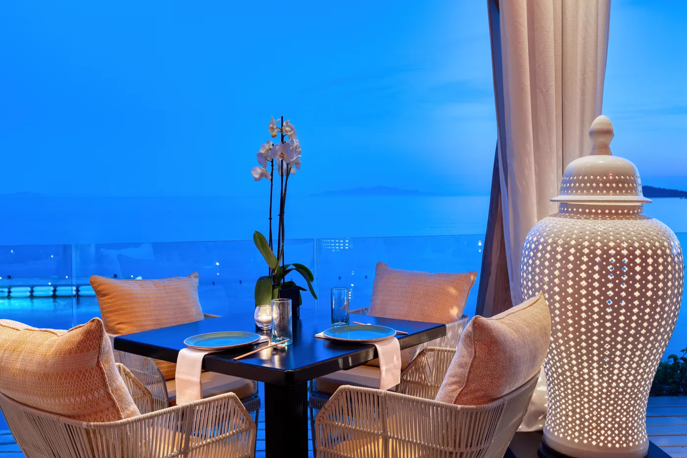 Buddha-Bar Beach at blue hour